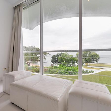 Pure Sunset Beach - Ocean View Room, Pattaya Наджомтьєн Екстер'єр фото