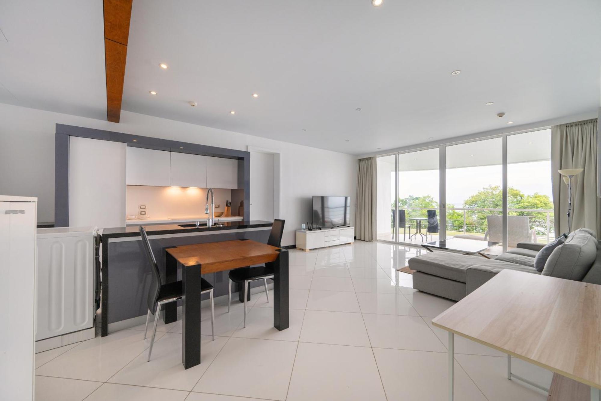Pure Sunset Beach - Ocean View Room, Pattaya Наджомтьєн Екстер'єр фото